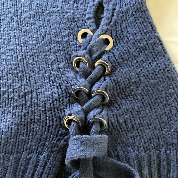 Elan Sweater size M - Picture 8 of 10